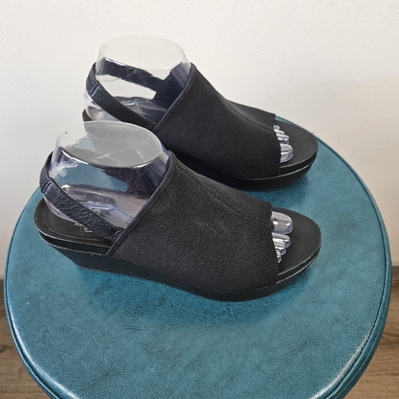 Eileen Fisher Port Wedge Sandals - Black Slingback Minimalist Comfy Size 8.5 - Picture 4 of 12